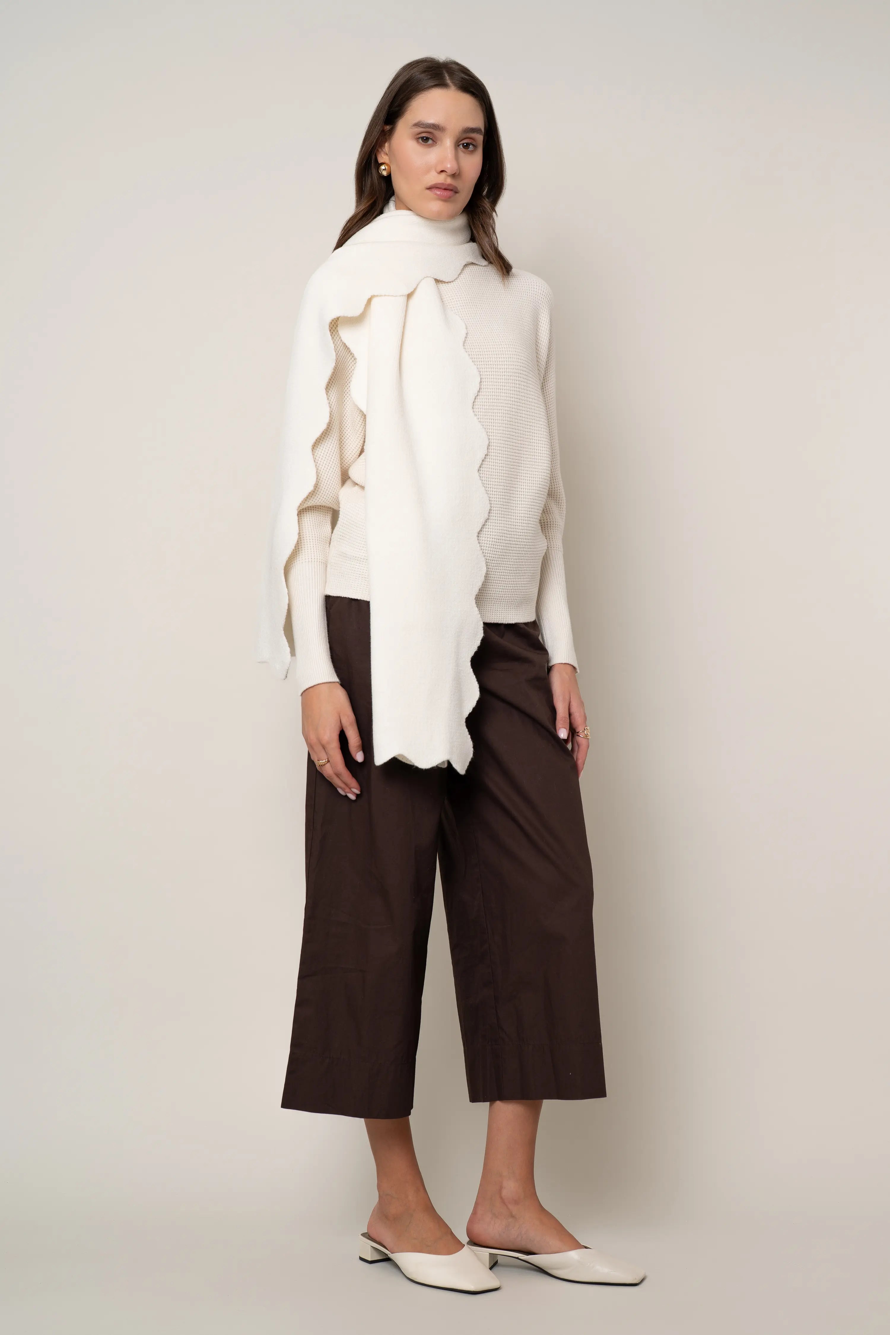 The Scallop Trim Scarf