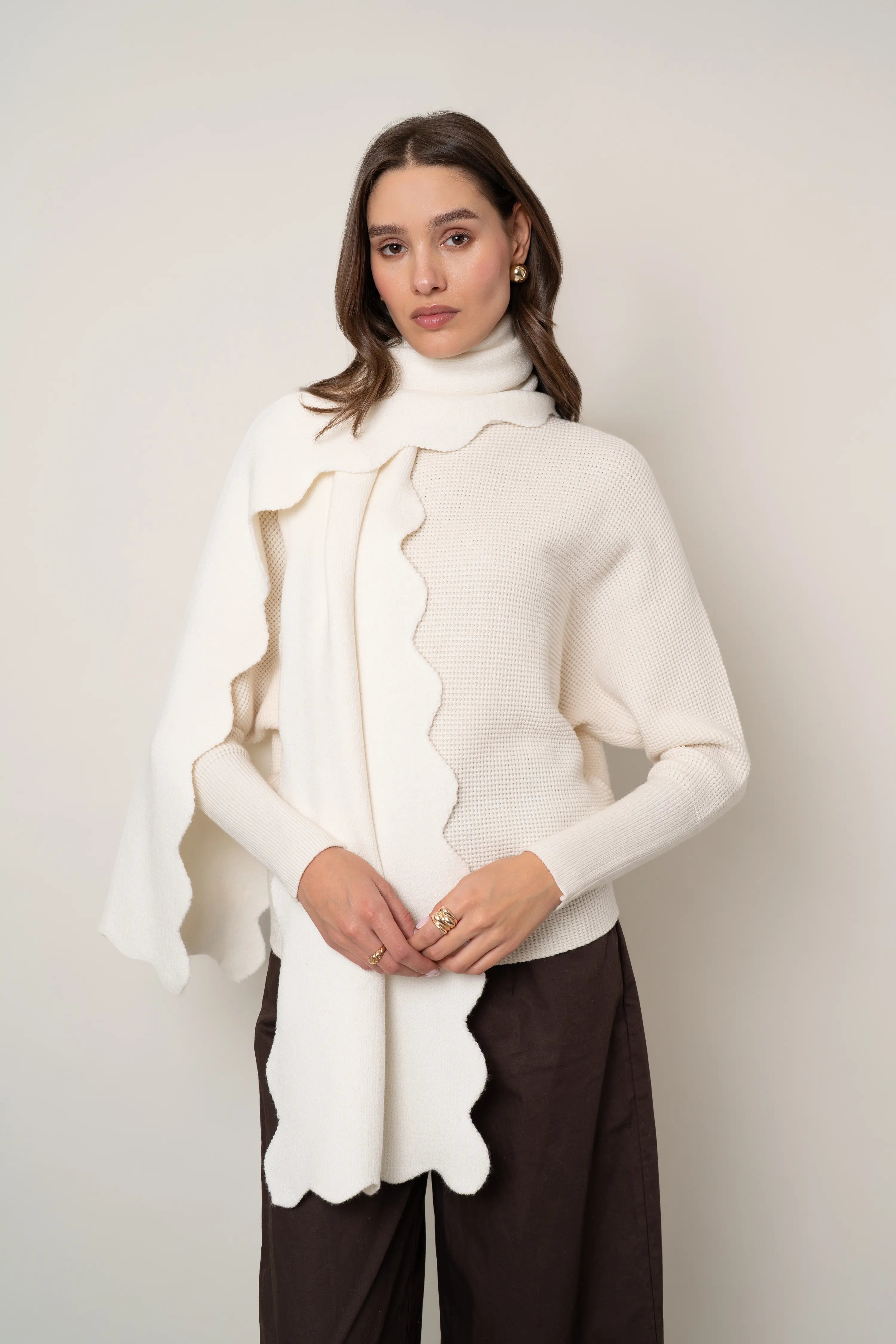 The Scallop Trim Scarf