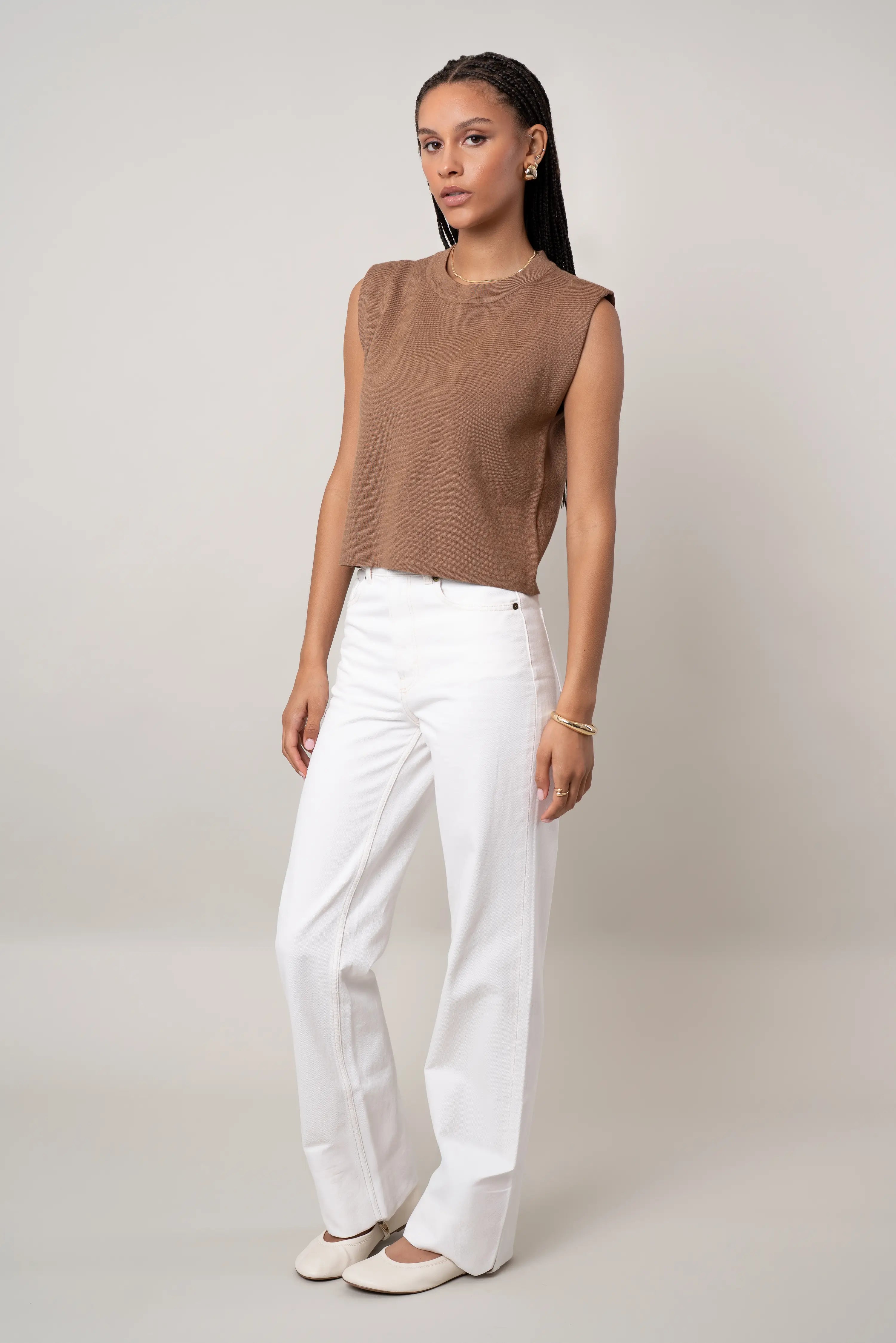 The Sleeveless Crewneck Top