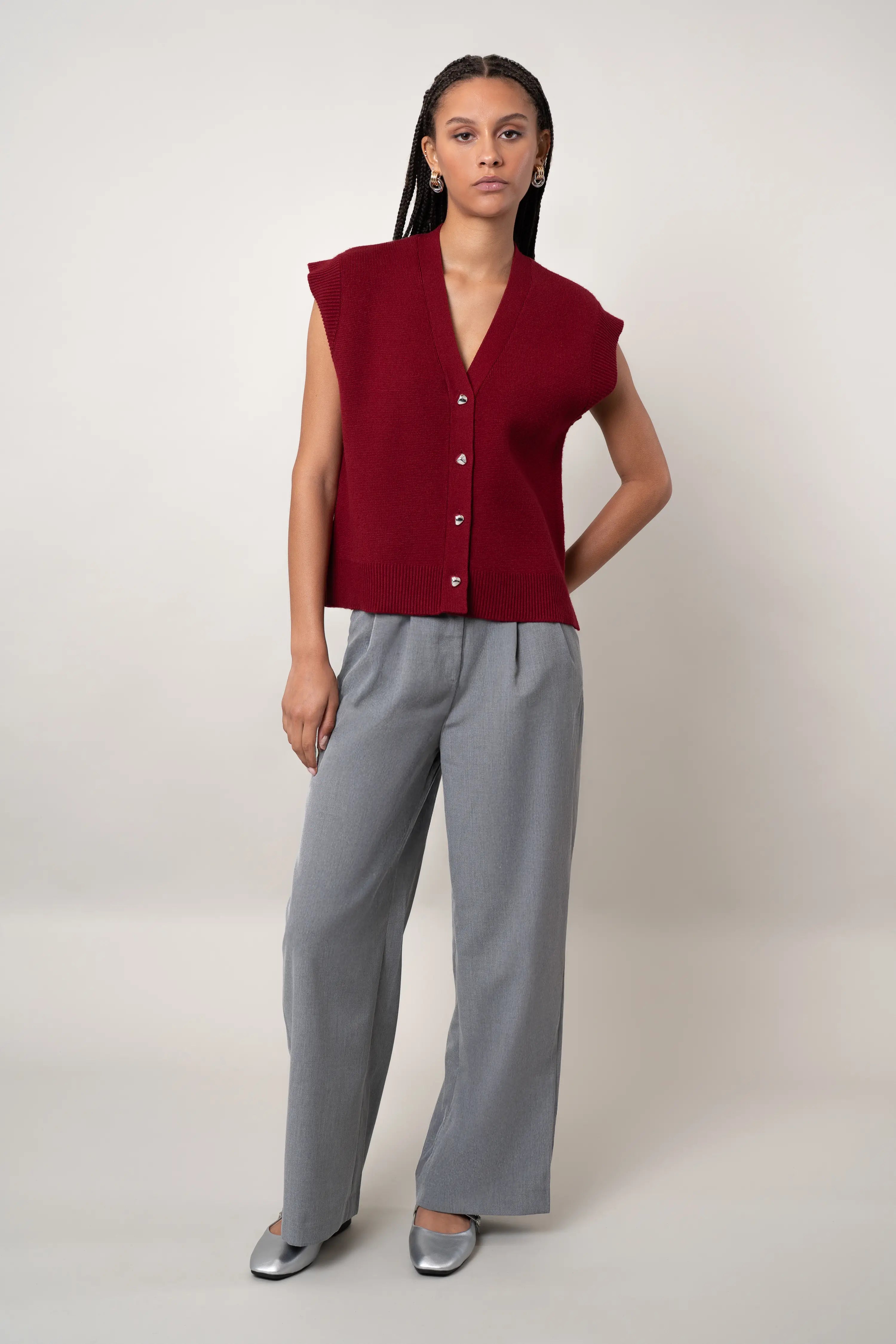 The Sleeveless Button Cardigan