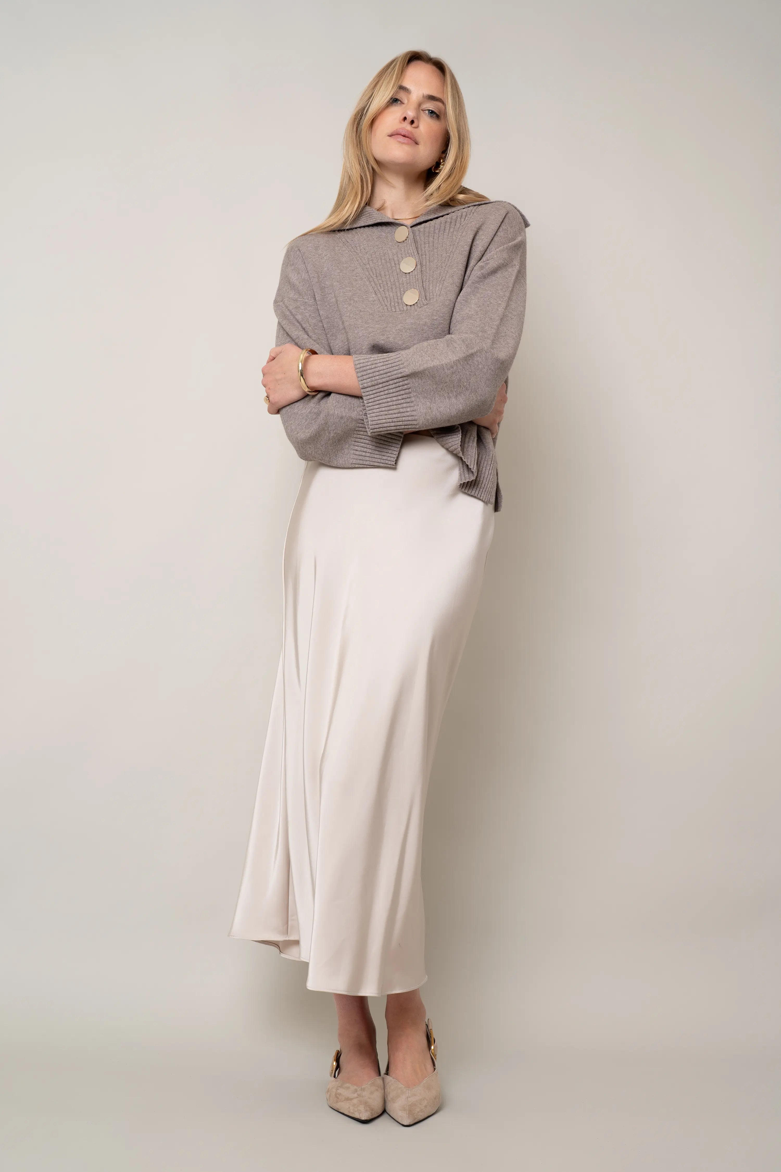 The Button Collar Pullover