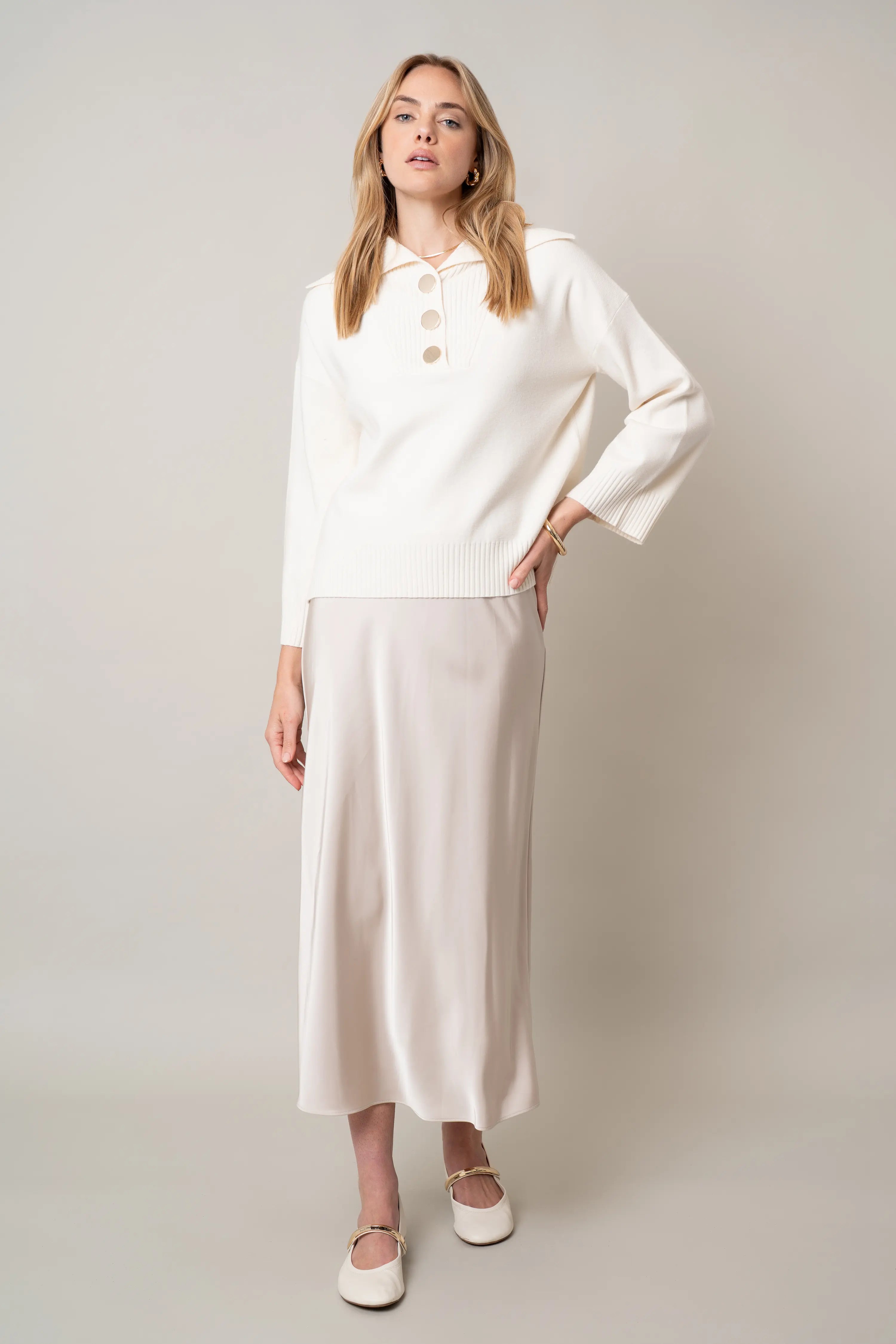 The Button Collar Pullover