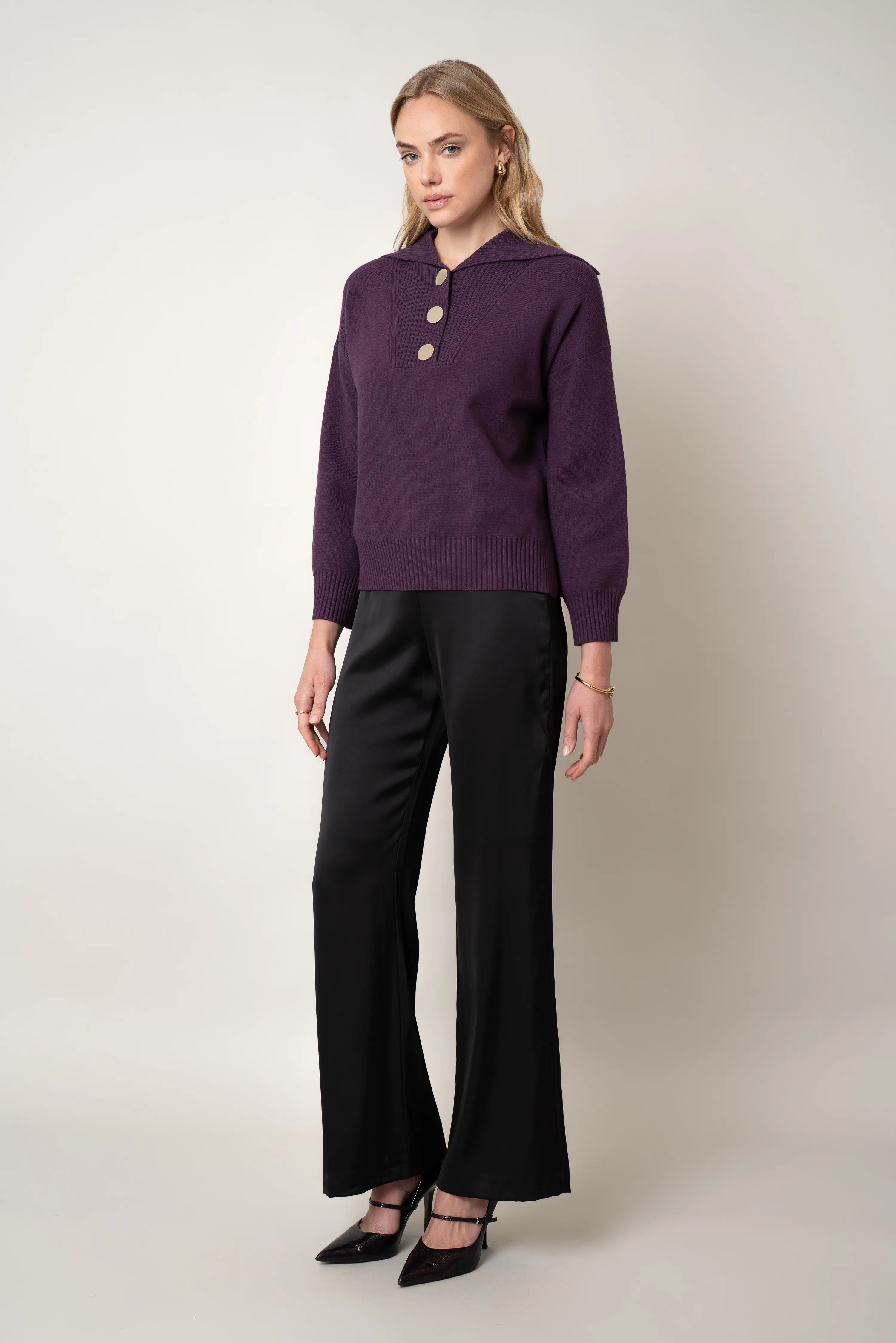 The Button Collar Pullover