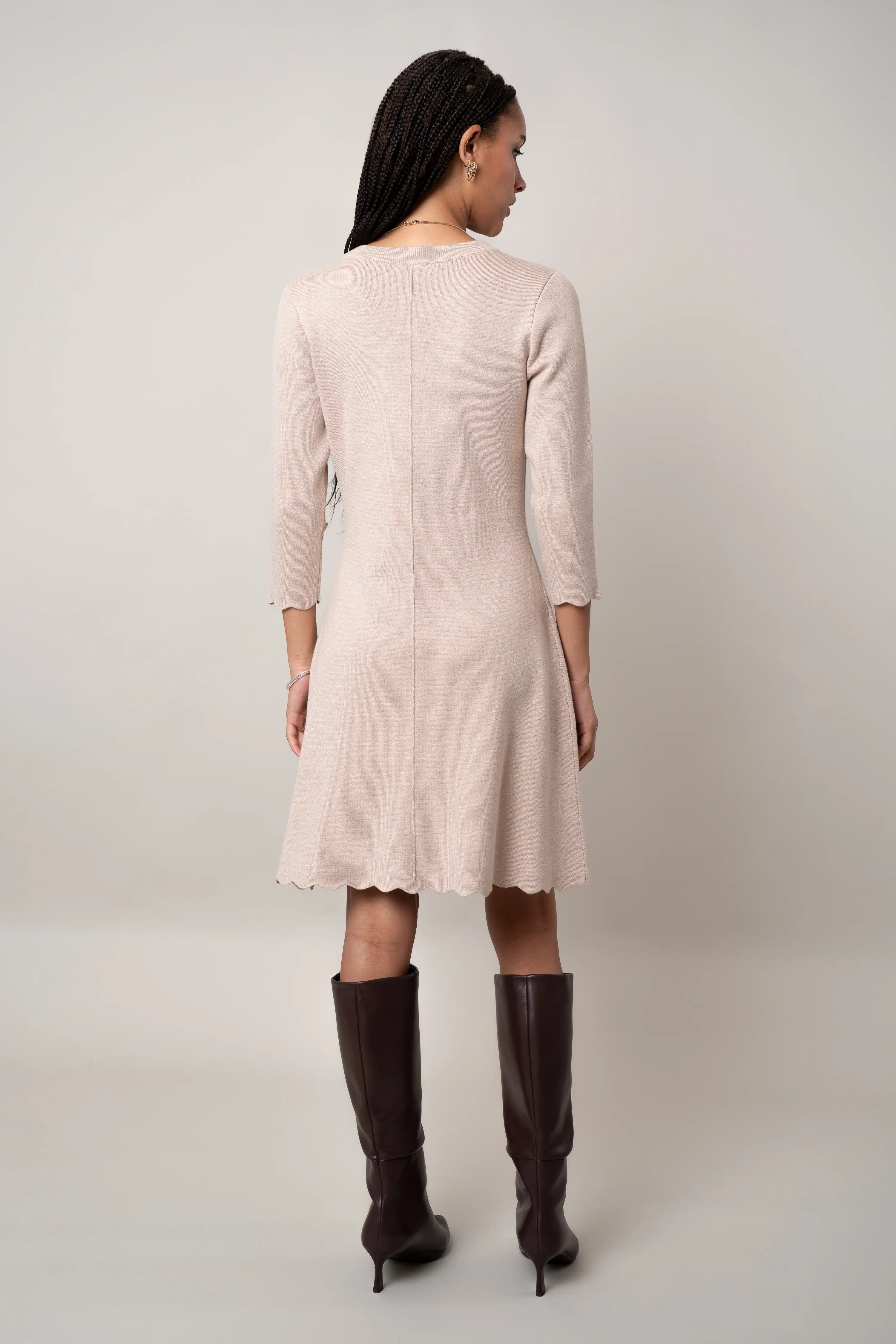 The Scalloped Hem Knit Dress